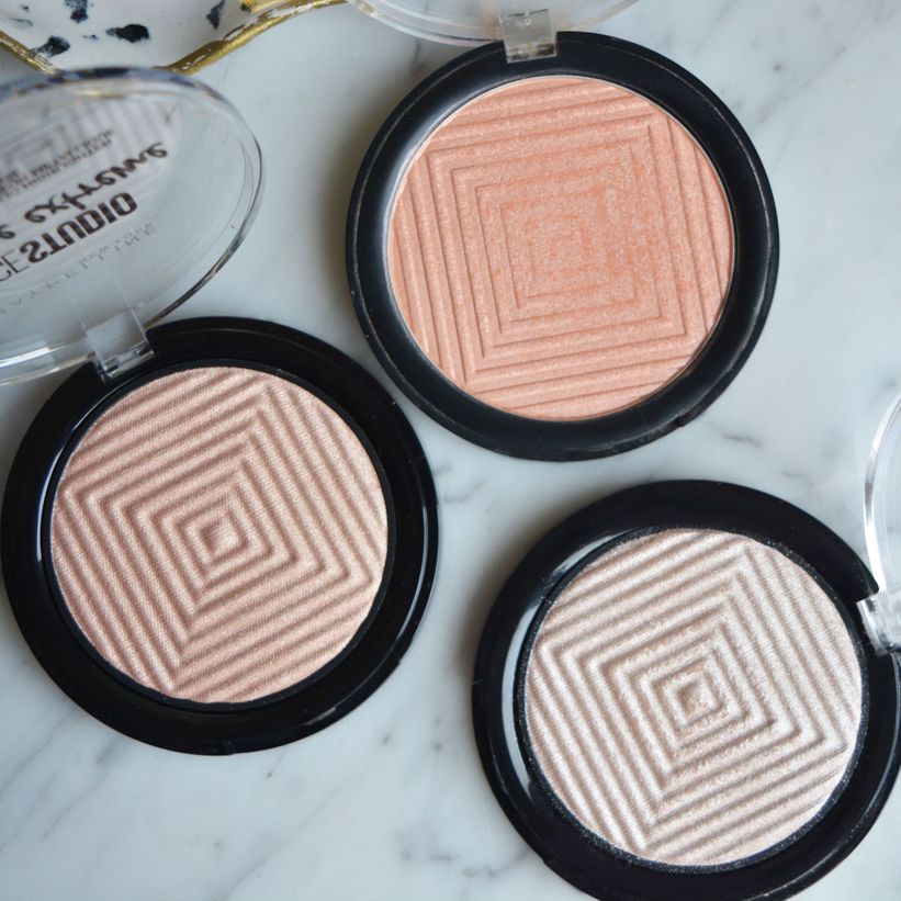 Bronzer, allık ve aydınlatıcı