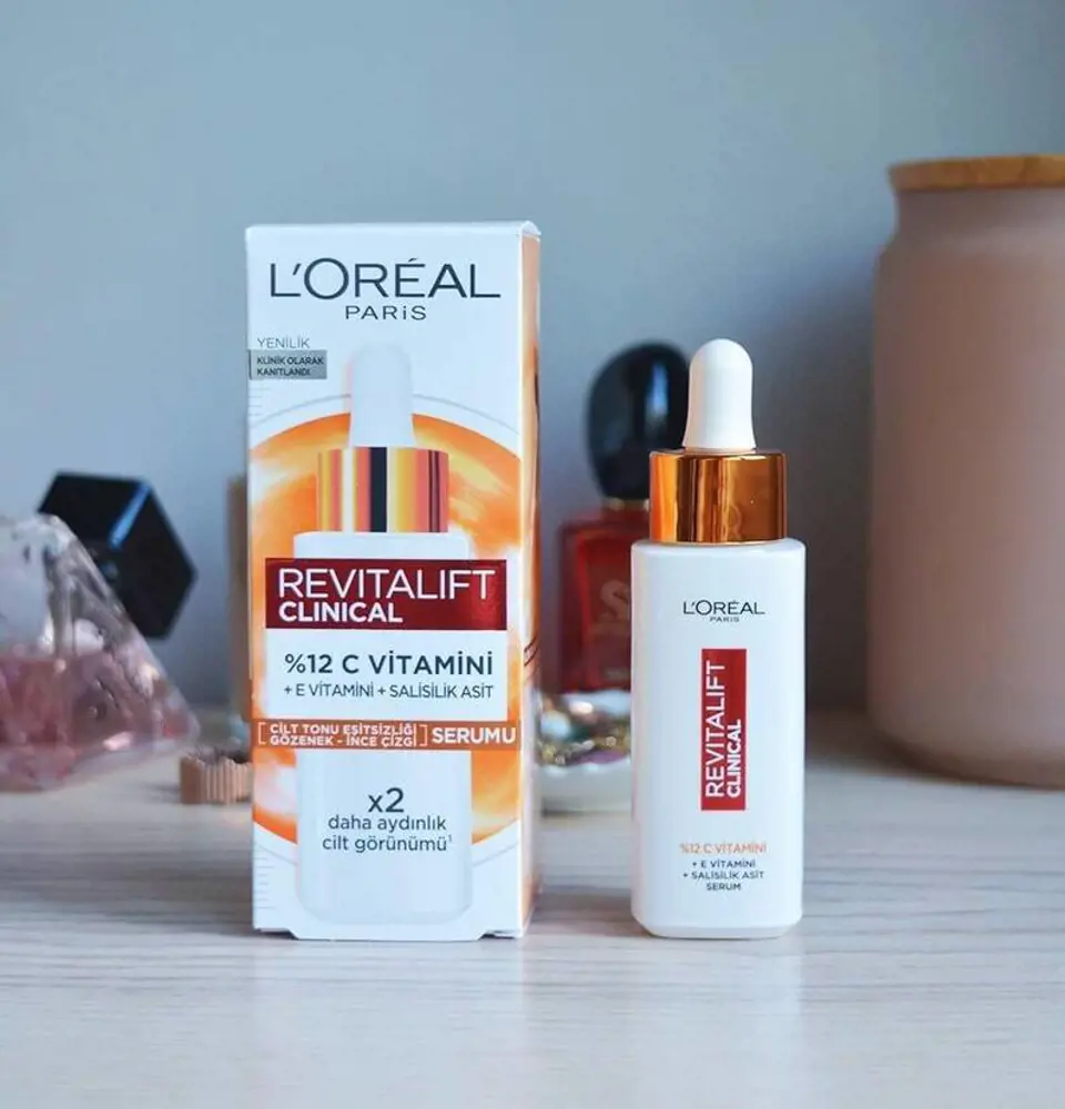 2. L’Oréal Paris Revitalift Clinical %12 Saf C Vitamini Serum