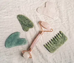 Gua Sha Saça Uygulanır mı: Gua Sha Tarağı Saçta Nasıl Kullanılır?