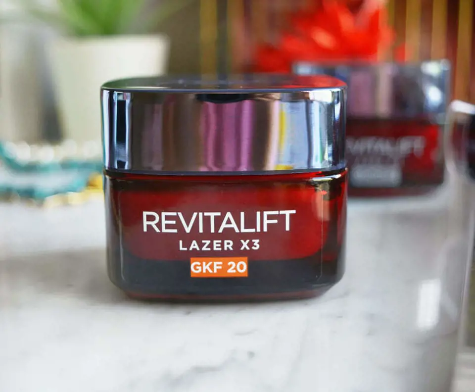 L'Oréal Paris Revitalift Lazer X3 Leke Karşıtı Gkf20