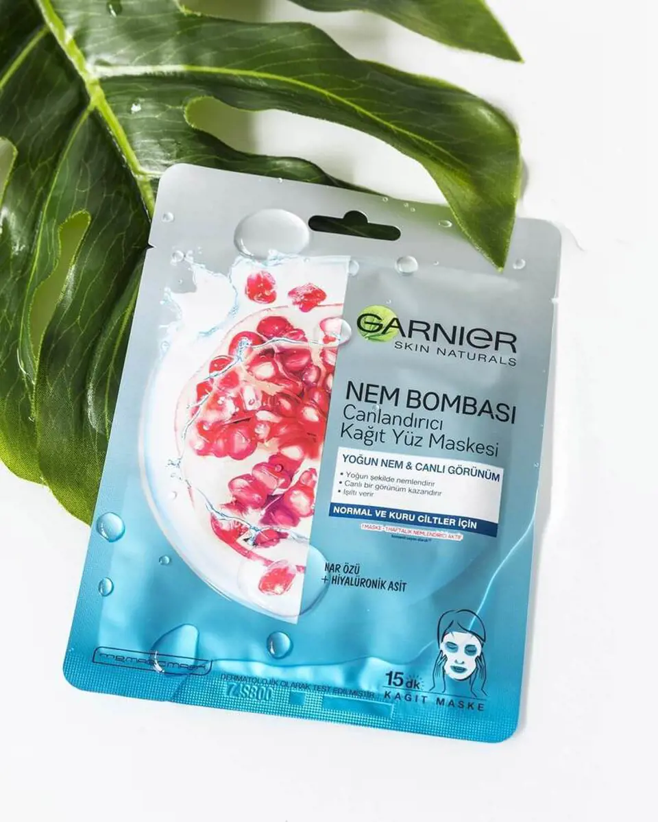 Garnier Nem Bombası Canlandırıcı Kağıt Maske