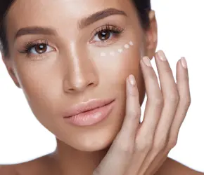 Concealer nedir ve nasıl kullanılır?