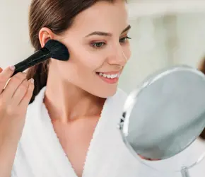 Bronzer Nedir? Nasıl Kullanılır?