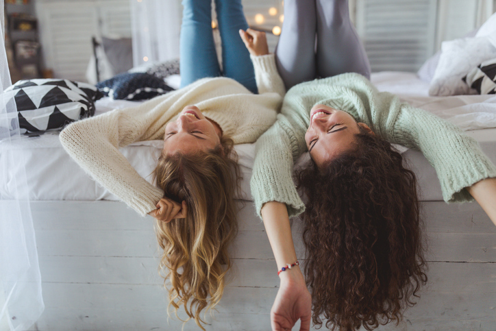 Girl Therapy Nedir?