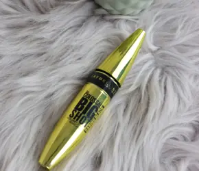 En Siyah ve En Hacimli Kirpikler İçin Maybelline New York The Colossal Big Shot Daring Black