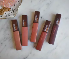 Deniyoruz: Maybelline Super Stay Matte Ink Coffee Likit Mat Rujlar