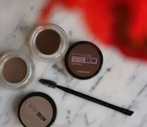 Deniyoruz: Maybelline New York Tattoo Brow Kaş Pomadı